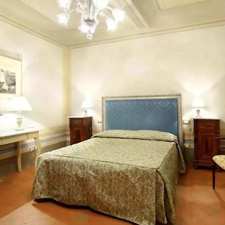 B&B Amalia Suites Florenţa Exterior foto